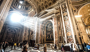 https://cache-graphicslib.viator.com/graphicslib//mm/DSN-2224 Q2 Middle Modules Rome_151580_1.jpg